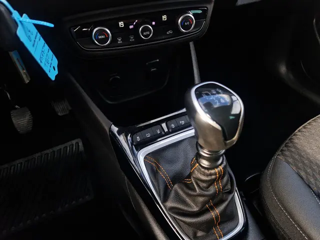 Opel Crossland X 1.2 Turbo Innovation 2021 Benzine 18