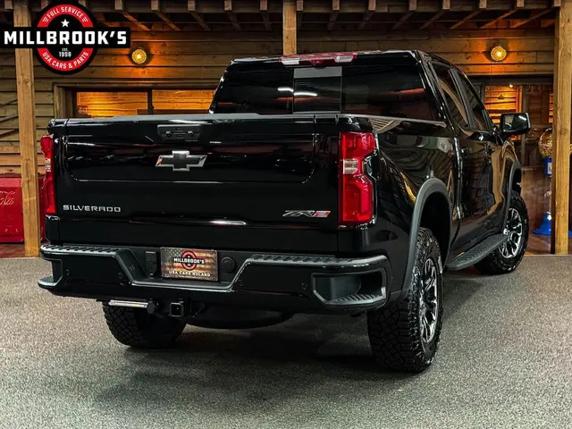 Chevrolet Silverado ZR2 2024 Benzine 17