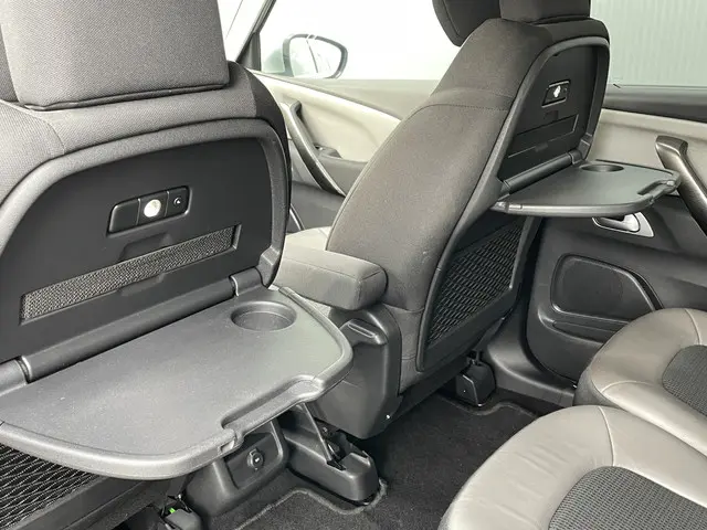 Citroën C4 Picasso 1.6 THP Exclusive 2013 Benzine 25