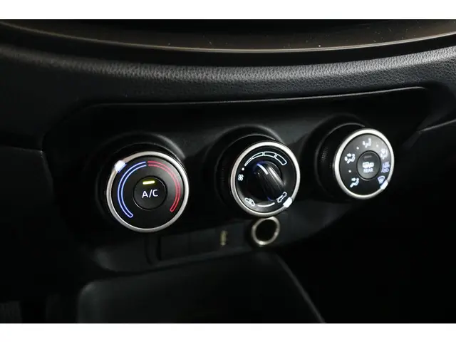 Toyota Aygo X 1.0 VVT-i S-CVT Play 2023 Benzine 24