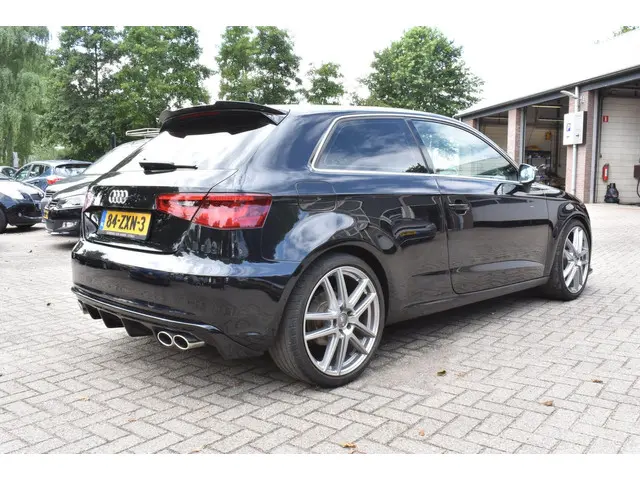 Audi A3 1.4 TFSI Ambition Pro Line plus 2013 Benzine