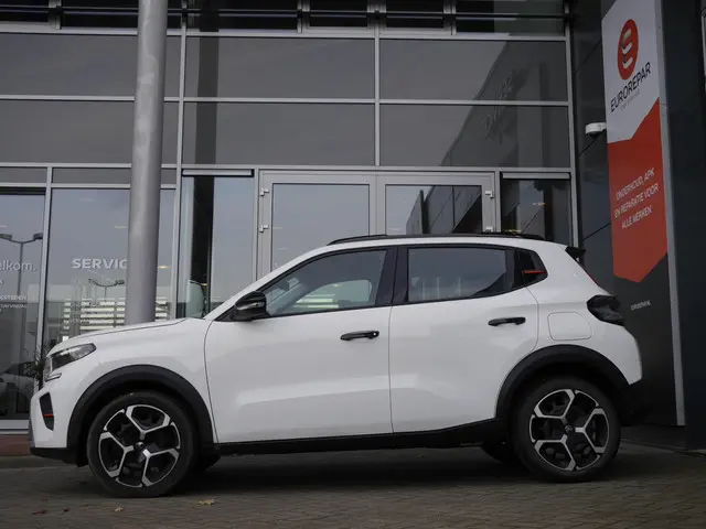 Citroën C3 1.2 Turbo 100pk Plus 2025 Benzine 2