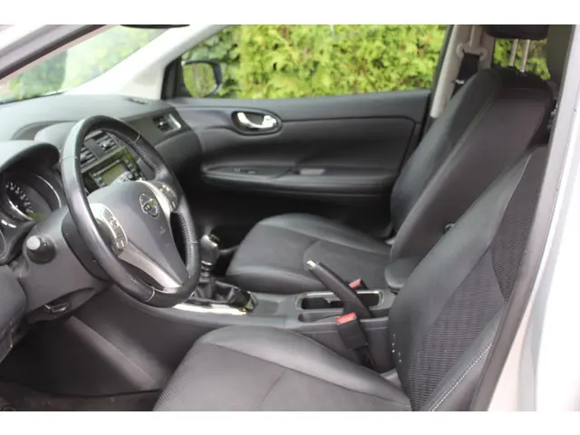 Nissan Pulsar 1.2 DIG-T N-Connecta 2017 Benzine 9