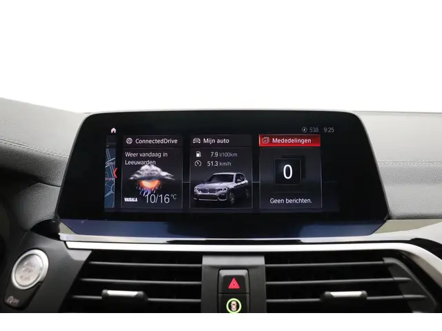 BMW X3 xDrive20i High Executive 2021 Benzine 33