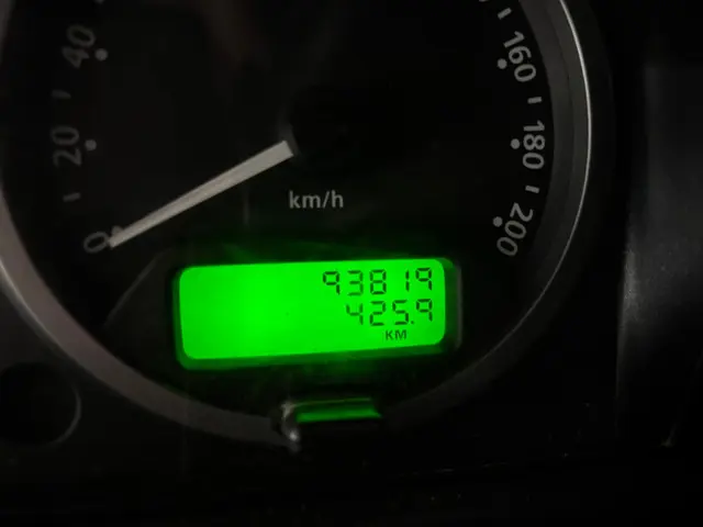Land Rover Defender 2.2 D 130" S Crew Cab 2013 Diesel 9