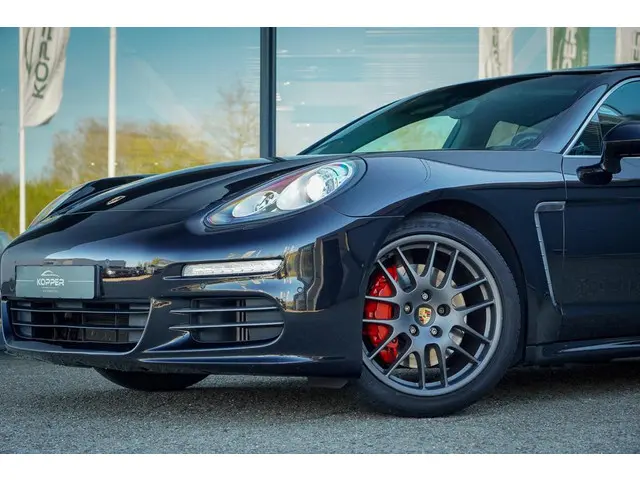 Porsche Panamera 3.0 4S 2013 Benzine 32