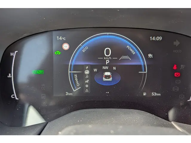 Toyota Aygo X Hybrid 115 play 2026 Hybride Benzine 15