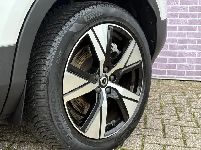 Volvo XC40 Recharge Twin Pro 2021 Elektrisch 10