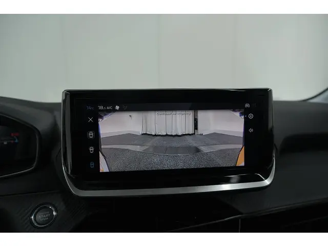 Peugeot 208 PureTech 100 Allure 2024 Benzine 17