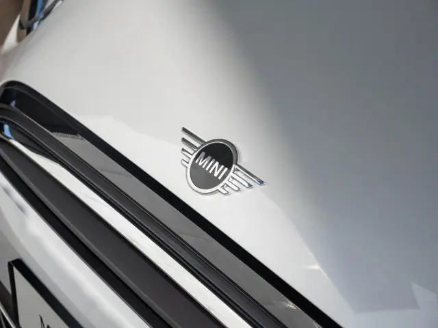 MINI 3-Deurs Cooper Aut. 2023 Benzine 13