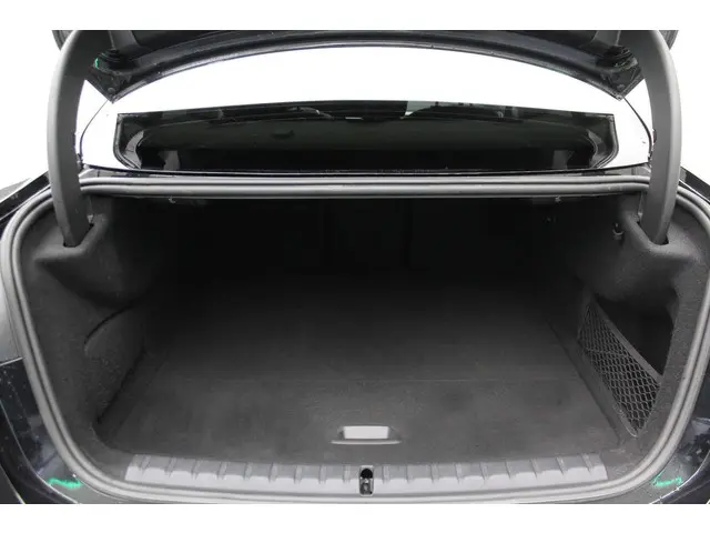BMW 2 Serie Gran Coupé 218i High Executive 2023 Benzine 17