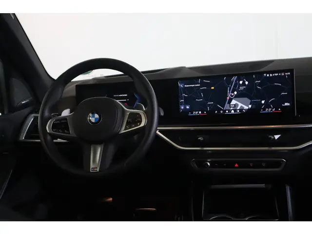BMW X5 xDrive40d 2024 Diesel 10