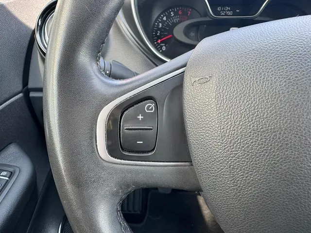 Renault Captur 0.9 TCe Limited 2019 Benzine 33