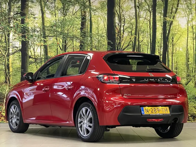 Peugeot 208 1.2 PureTech Active Pack 2021 Benzine 7