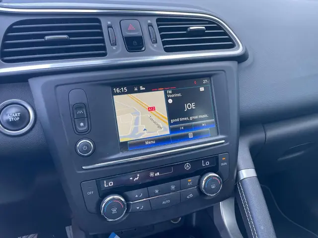 Renault Kadjar 1.2 TCe Bose / navigatie 2015 Benzine 8