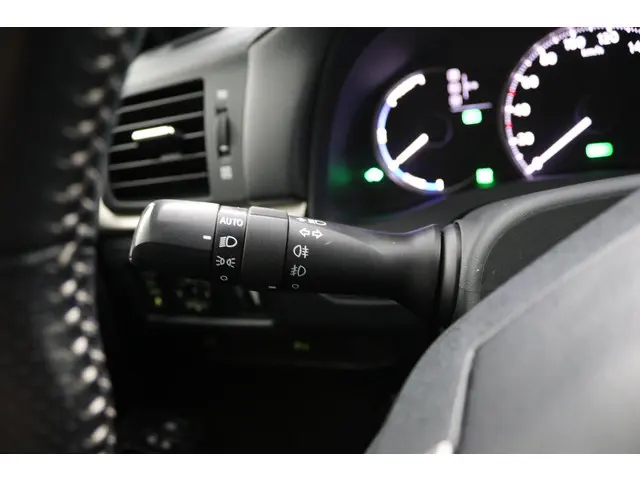 Lexus CT 200h F Sport Line 2016 Hybride Benzine 41