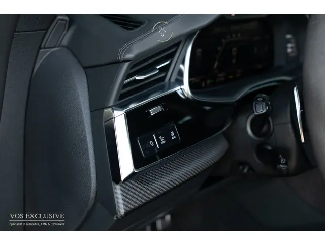 Audi Q8 4.0 TFSI RS Q8 Quattro 2020 Benzine 50