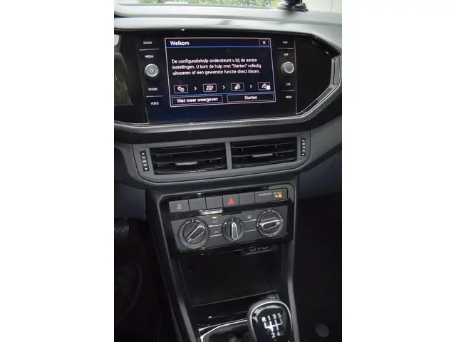 Volkswagen T-Cross 1.0 TSI Life 2021 Benzine 34