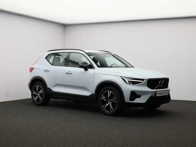 Volvo XC40 2.0 B4 Plus Dark 2024 Benzine 31