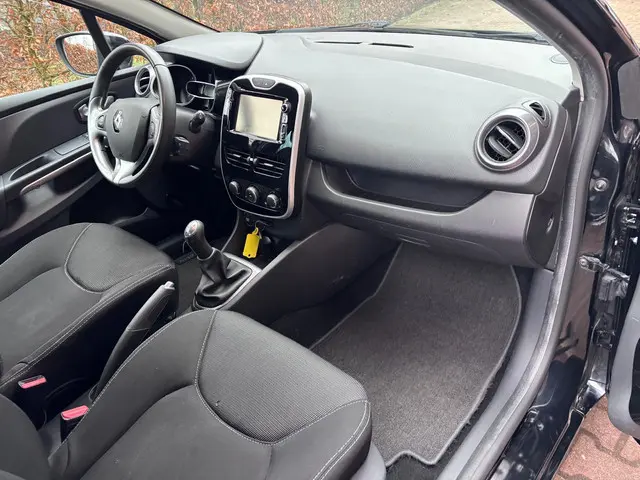Renault Clio 0.9 TCe ECO Night&Day 2015 Benzine 18