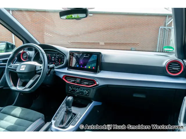 SEAT Arona 1.0 TSI FR Business Intense 2022 Benzine 4