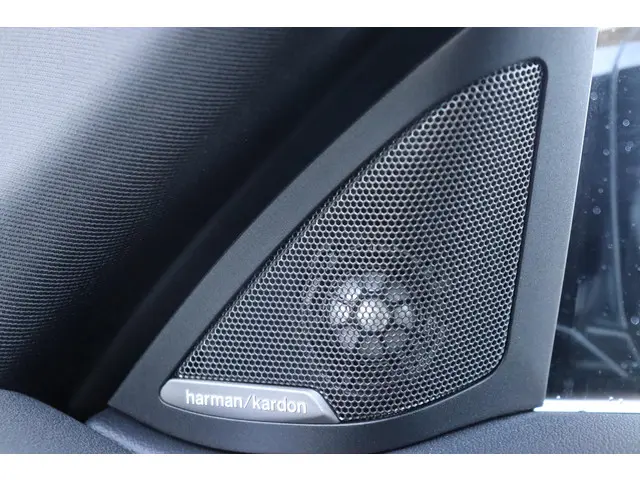 BMW i4 eDrive40 High Executive 2024 Elektrisch 39