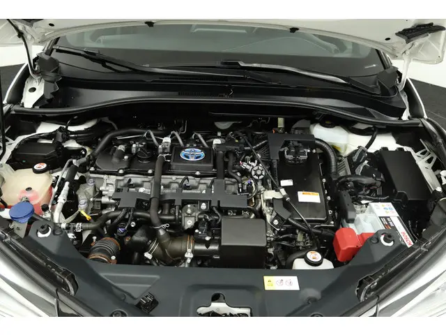 Toyota C-HR 1.8 Hybrid Dynamic 2018 Hybride Benzine 35