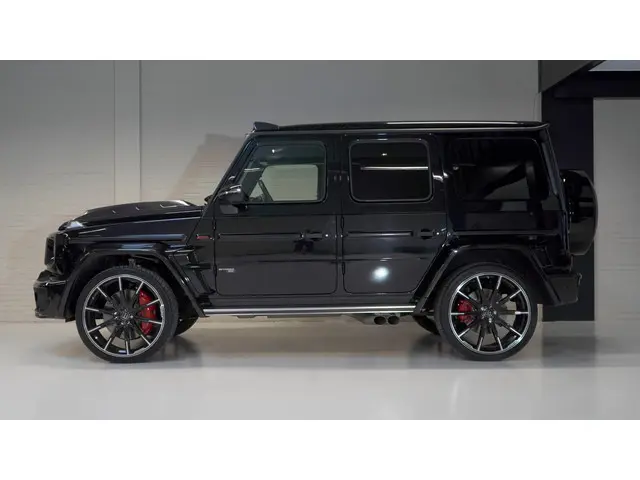 Mercedes-Benz G-Klasse 63 AMG BRABUS 2018 Benzine 2
