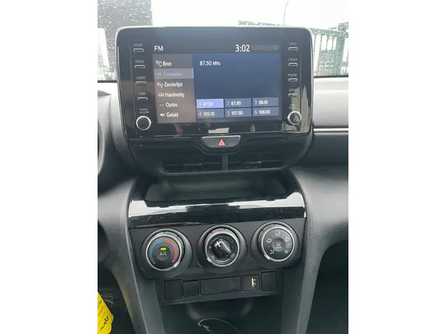 Toyota Yaris Cross 1.5 VVT-I Active 2024 Benzine 10