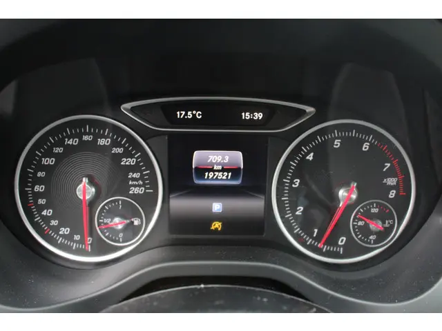 Mercedes-Benz A-Klasse A 160 Ambition 2017 Benzine 16