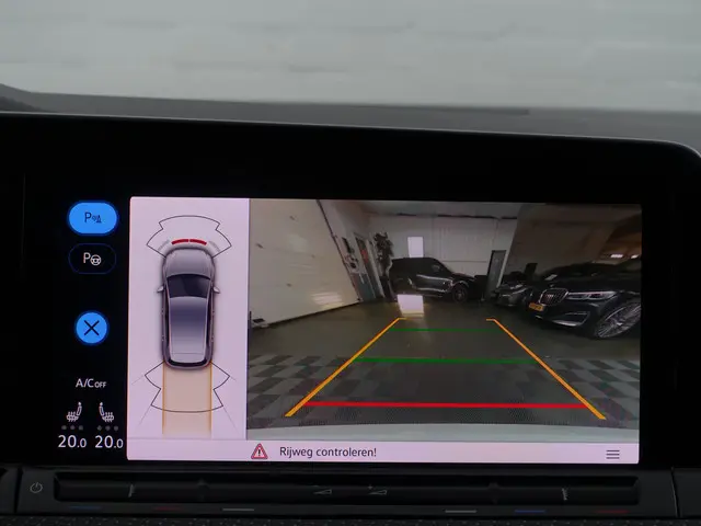 Volkswagen Golf 1.5 eTSI R Line Aut- 2020 Hybride Benzine 12