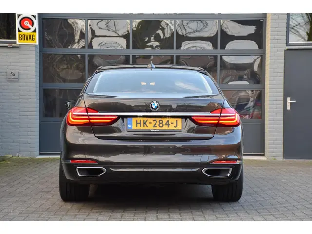 BMW 7 Serie 740Li High Executive 2015 Benzine 5