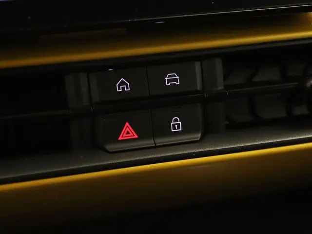 Jeep Avenger 1st Edition 54 kWh 2023 Elektrisch 33
