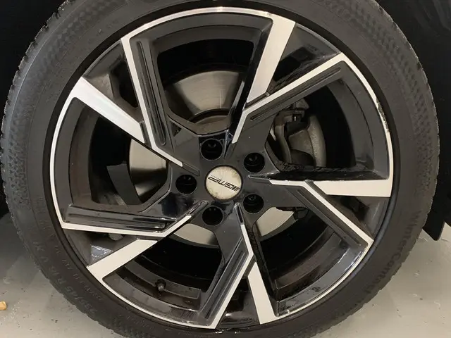 Volkswagen T-Roc Cabrio 1.5 TSI R-Line 2023 Benzine 25