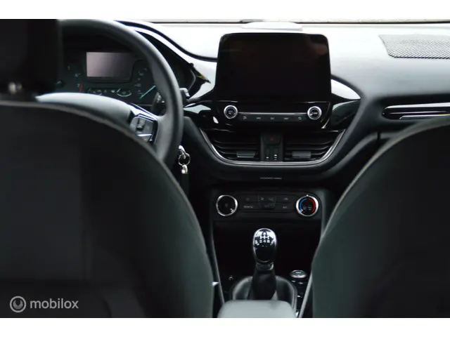 Ford Fiesta 1.1 Trend 2018 Benzine 18