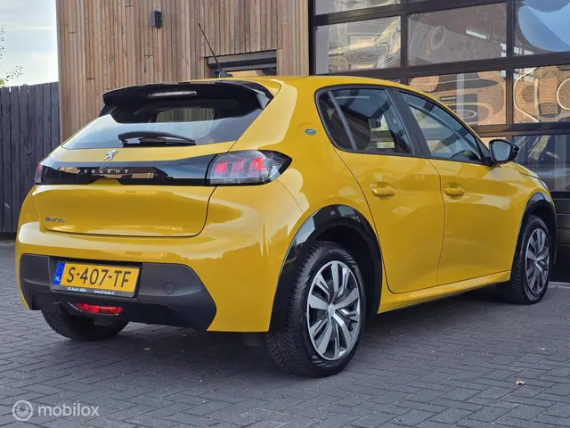 Peugeot e-208 EV Active 50 kWh 2023 Elektrisch 6