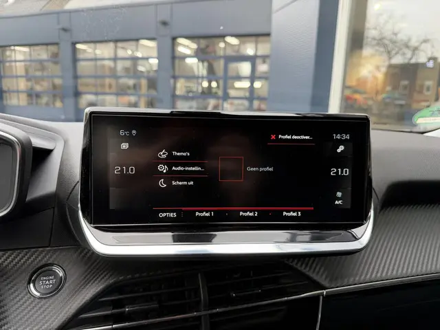 Peugeot 2008 1.2 Turbo 100 PK Allure Pack 2021 Benzine 17