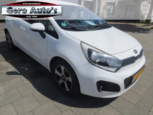 Kia Rio 1.2 CVVT Design Edition 5 deurs 2013 Benzine 14