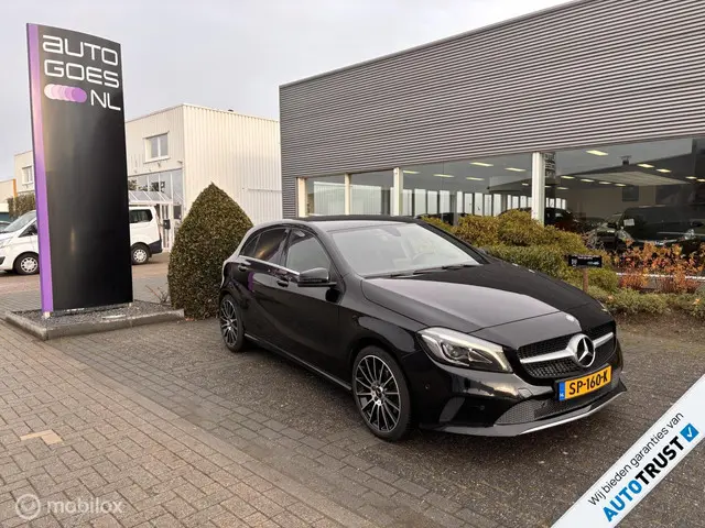 Mercedes-Benz A-Klasse 200 Prestige Style 2016 Benzine