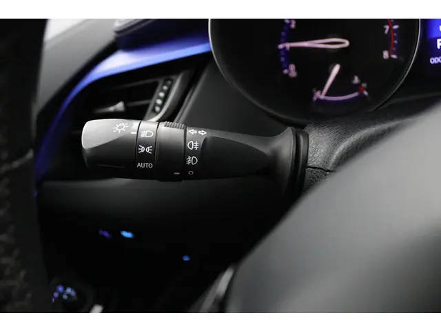 Toyota C-HR 1.2 Bi-Tone 2017 Benzine 30