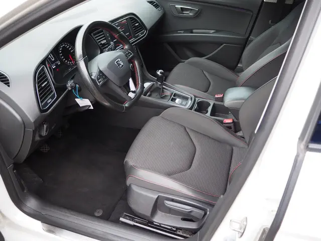 SEAT Leon Sportstourer ST 1.4 EcoTSI FR 2017 Benzine 10