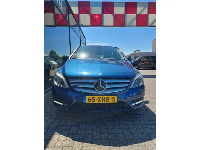 Mercedes-Benz B-Klasse 180 Ambition 2012 Benzine 6