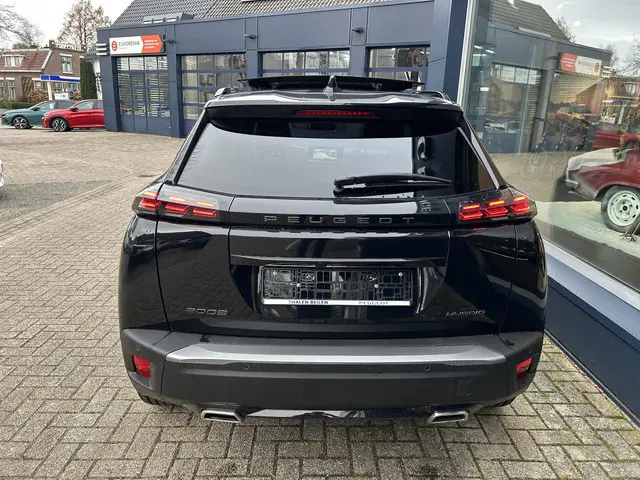 Peugeot 2008 1.2 Hybrid 145 PK GT 2025 Hybride Benzine 6