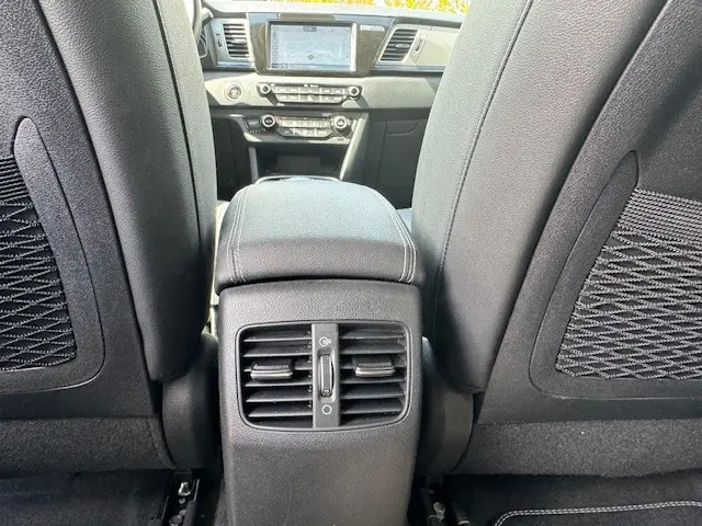 Kia e-Niro ExecutiveLine 64 kWh 2020 Elektrisch 18