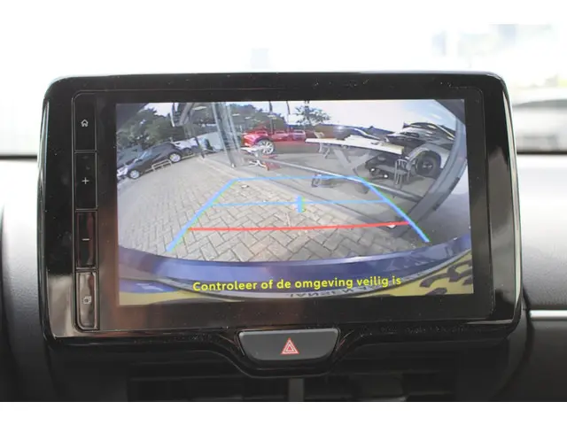 Mazda 2 Hybrid 1.5 Homura 116 2024 Hybride Benzine 22