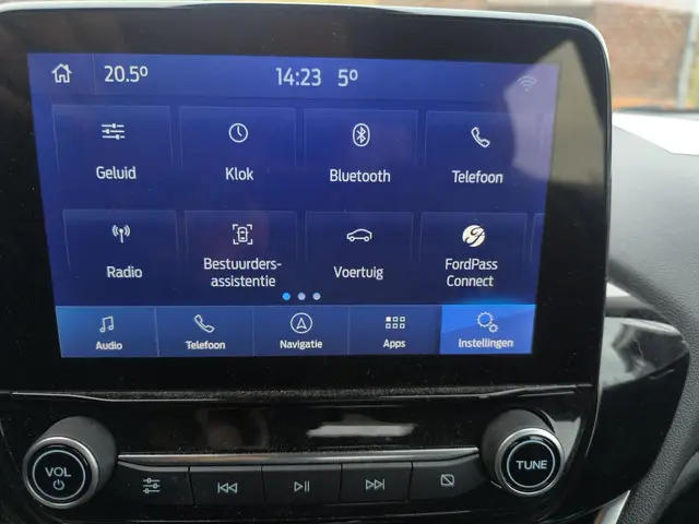 Ford Fiesta 1.0 EcoBoost Hybrid Titanium 2022 Benzine 19