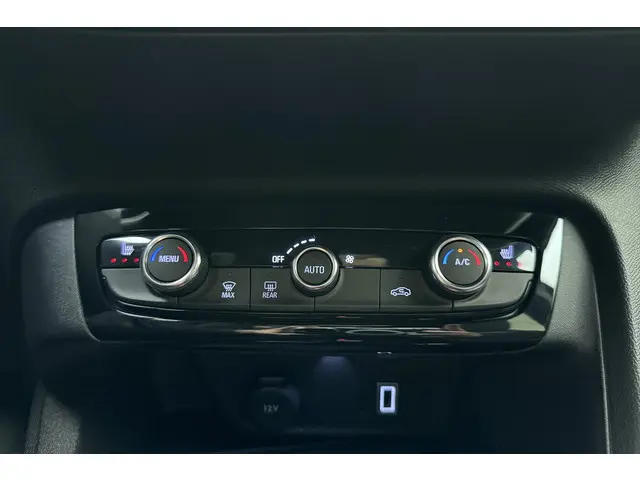 Opel Corsa 1.2 Turbo Hybrid GS 2025 Hybride Benzine 25