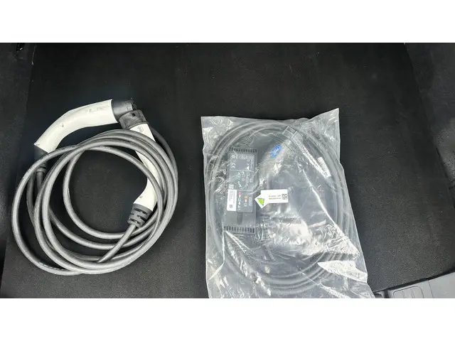 Ford Kuga 2.5 PHEV Titanium 2021 Hybride Benzine 14