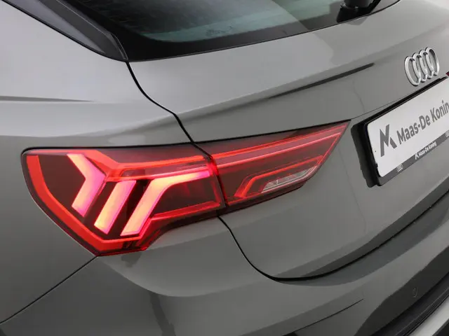 Audi Q3 Sportback 35 TFSI/150PK S Edition 2020 Benzine 34