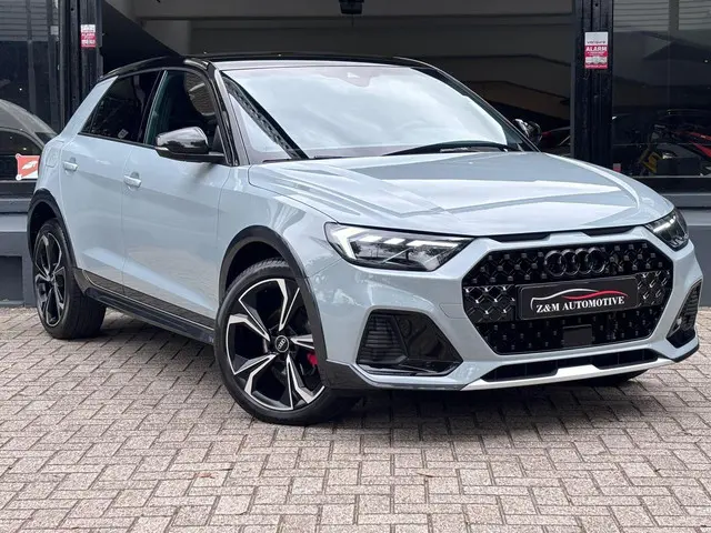 Audi A1 citycarver 35 TFSI S-Line Edition 2021 Benzine 8